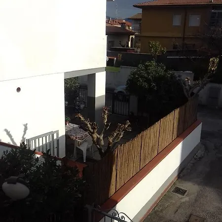 Maison d'hôtes Affittacamere Da Laura Torre del Lago Puccini