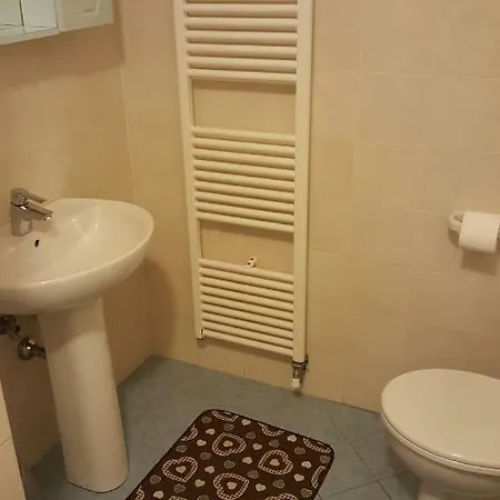بيت ضيافة Affittacamere Da Laura